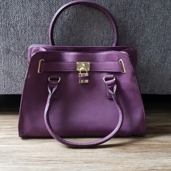 Charming Charlie Purse Handbag